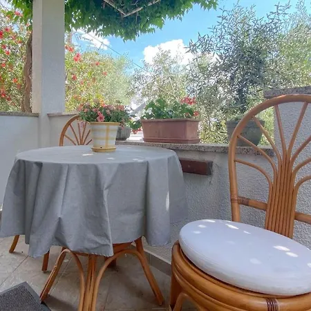 Apartment Santo