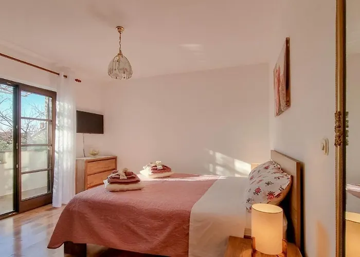 Santo Daire Novigrad Istria